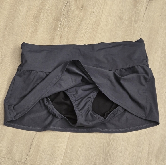 Lands' End Charcoal Women's Mini Swim Skirt Skort UPF 50+ Beach Resort Size 12P - Picture 10 of 10